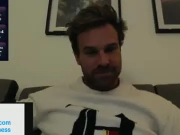 Benson18y – webcam model profile photo Image 10