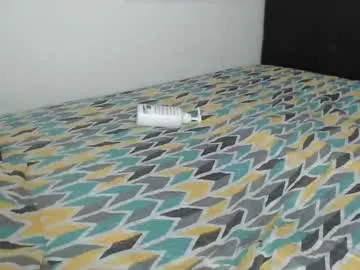 little_show_sexy – webcam model profile photo Image 18