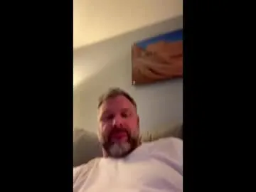 Neyanyam – webcam model profile photo Image 3