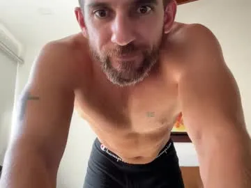 GmGit – webcam model profile photo Image 10