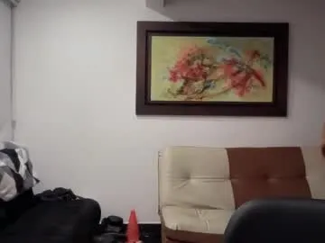 GmGit – webcam model profile photo Image 7