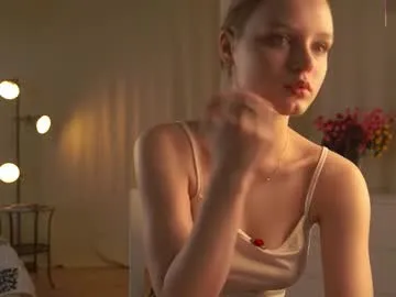 sellapink – webcam model profile photo Image 6