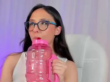 bisexualmilf – webcam model profile photo Image 14