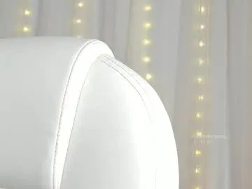 bisexualmilf – webcam model profile photo Image 9