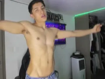 hornyshow_tv – webcam model profile photo Image 2