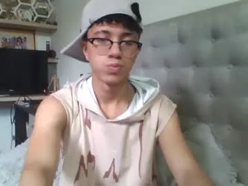 pheberuyle – webcam model profile photo Image 3