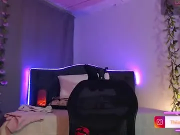 Todays_Dream – webcam model profile photo Image 4