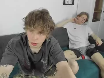 Earth_001 – webcam model profile photo Image 2