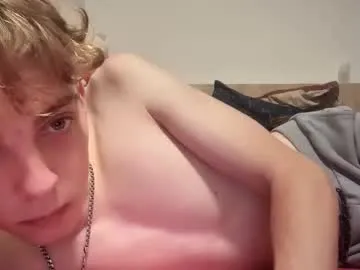 skinny_candy18 – webcam model profile photo Image 14