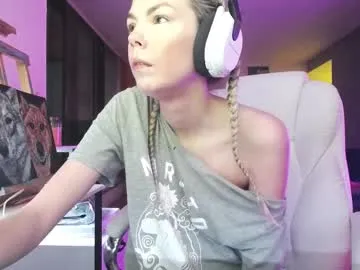 lorenpiyano – webcam model profile photo Image 10