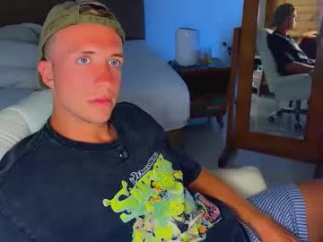 Earth_001 – webcam model profile photo Image 19