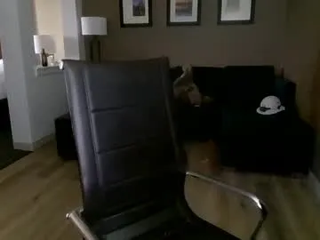 toomuchsmoke – webcam model profile photo