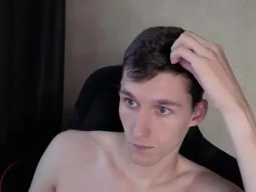 KonigDober – webcam model profile photo Image 11