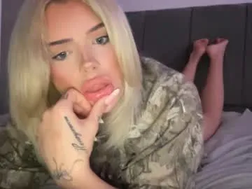 liaglamour – webcam model profile photo Image 2