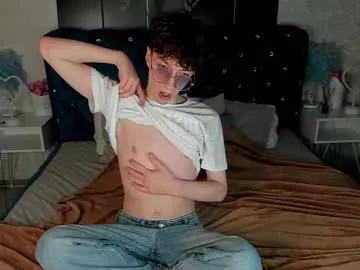 hornyshow_tv – webcam model profile photo Image 15