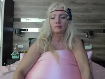 fox_lisaaa – webcam model profile photo Image 2