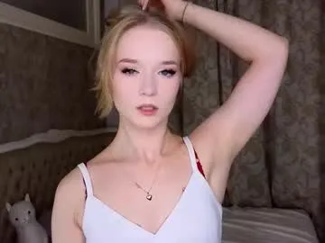 Earth_001 – webcam model profile photo Image 6