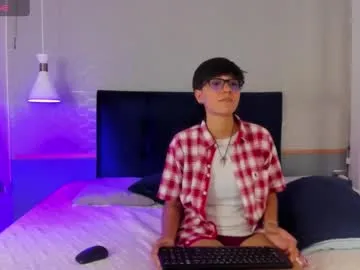 Earth_001 – webcam model profile photo Image 6