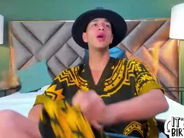 kai101010 – webcam model profile photo Image 12