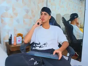 kai101010 – webcam model profile photo Image 18