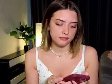 kai101010 – webcam model profile photo Image 2