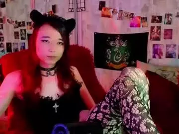 fit_vic – webcam model profile photo Image 14