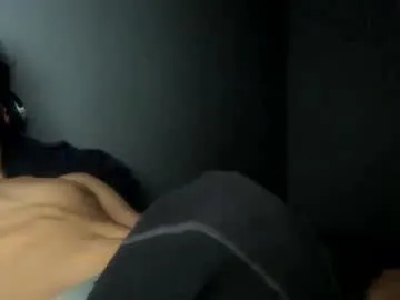 skinny_candy18 – webcam model profile photo Image 8