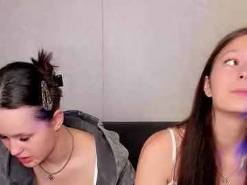 ariel_andcharlotte – webcam model profile photo Image 7