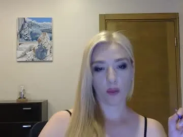 roouse – webcam model profile photo Image 11