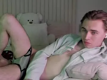 hornyshow_tv – webcam model profile photo Image 4