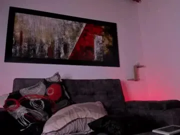 kai101010 – webcam model profile photo Image 12