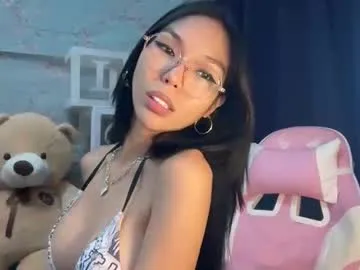 trainwithme – webcam model profile photo Image 14