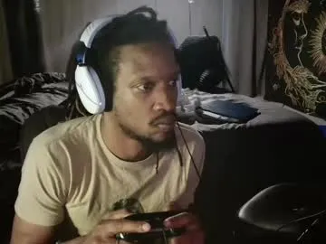 trainwithme – webcam model profile photo Image 14