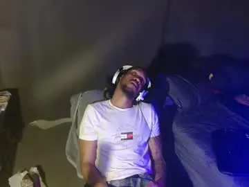 trainwithme – webcam model profile photo Image 5