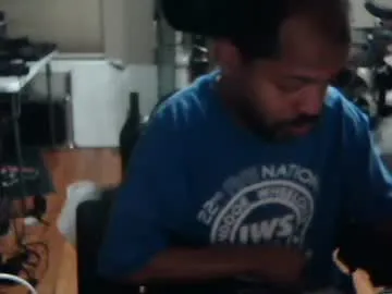 AlisaMoss – webcam model profile photo Image 13