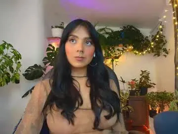 little_show_sexy – webcam model profile photo Image 8