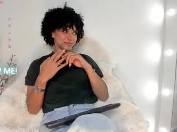 StefiiLia21 – webcam model profile photo Image 3