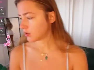 secret_roomx – webcam model profile photo Image 7