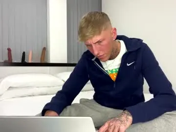 Benson18y – webcam model profile photo Image 2