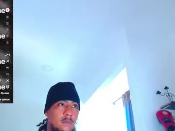 hornyshow_tv – webcam model profile photo Image 9