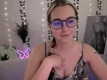 handsomeboys19 – webcam model profile photo Image 4