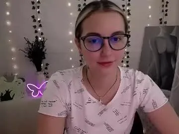 handsomeboys19 – webcam model profile photo Image 6