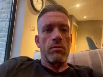 YU-KI00 – webcam model profile photo Image 13