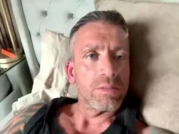 YU-KI00 – webcam model profile photo Image 14