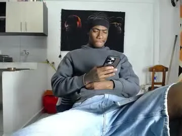 hornyshow_tv – webcam model profile photo Image 7