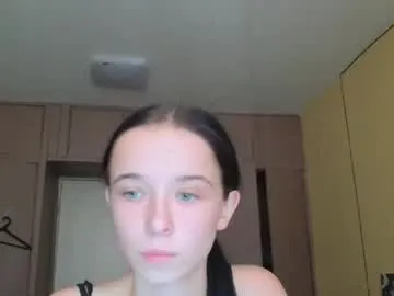 lkun9 – webcam model profile photo Image 7