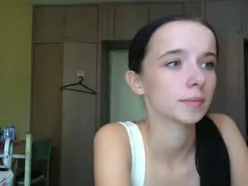 lkun9 – webcam model profile photo Image 8