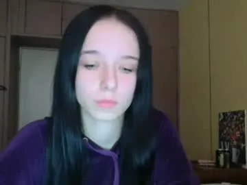 lkun9 – webcam model profile photo Image 9