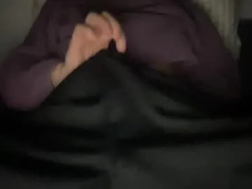 paroncho – webcam model profile photo Image 19