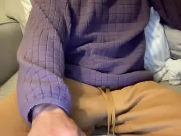 paroncho – webcam model profile photo Image 9